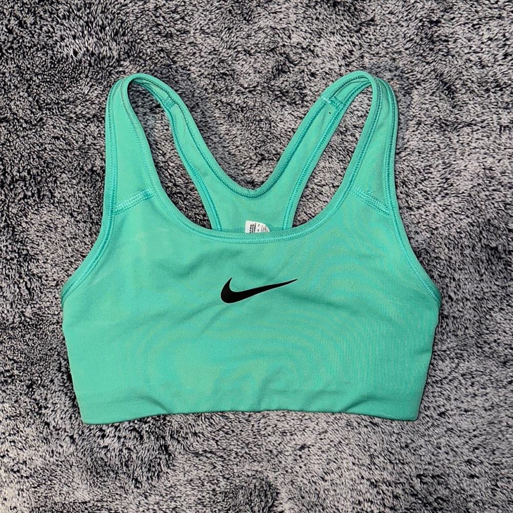 nike sports bra!